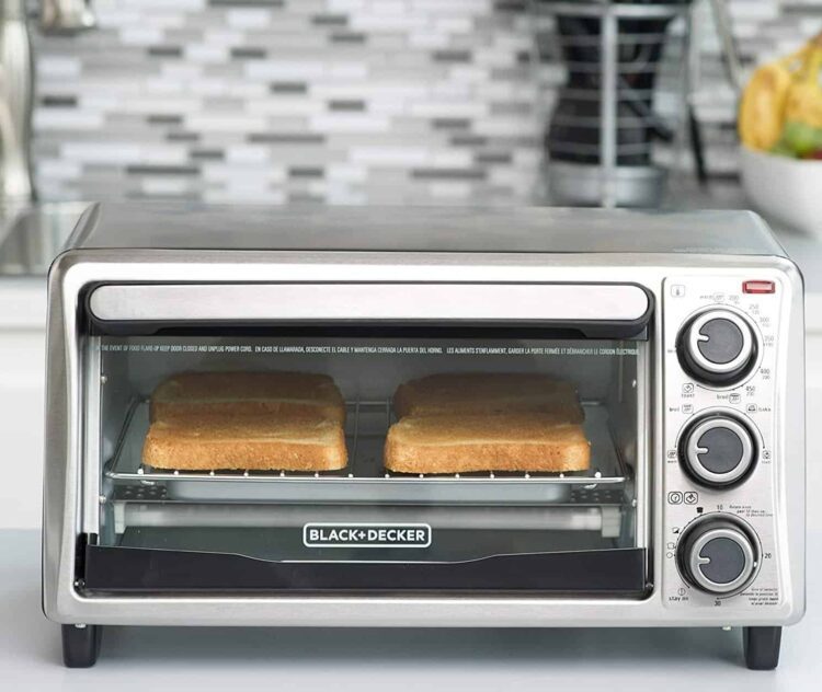 BLACK+DECKER TO1303SB Toaster Oven Review