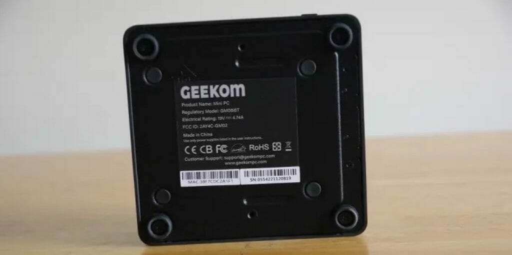 Geekom Mini IT8 Review bottom