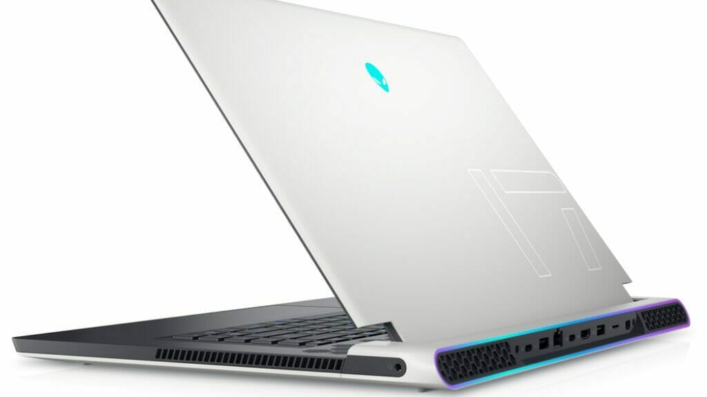 Alienware X17 R2 Review lid