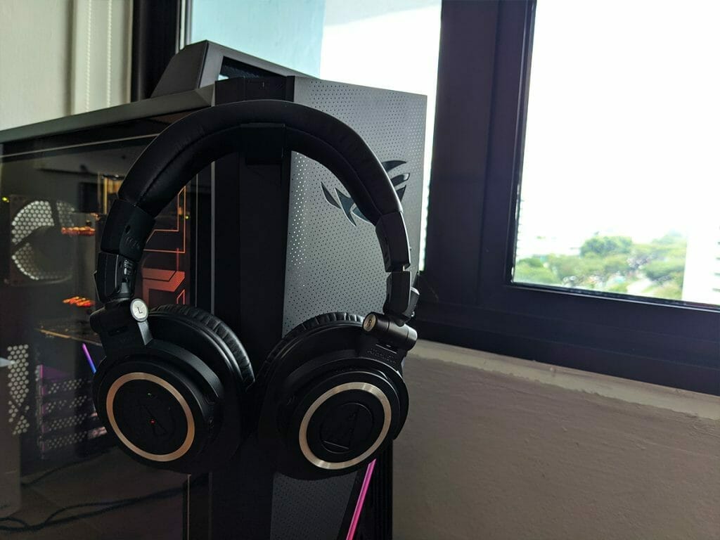 Asus ROG Strix G15 G15CF-AB766 Review headphone