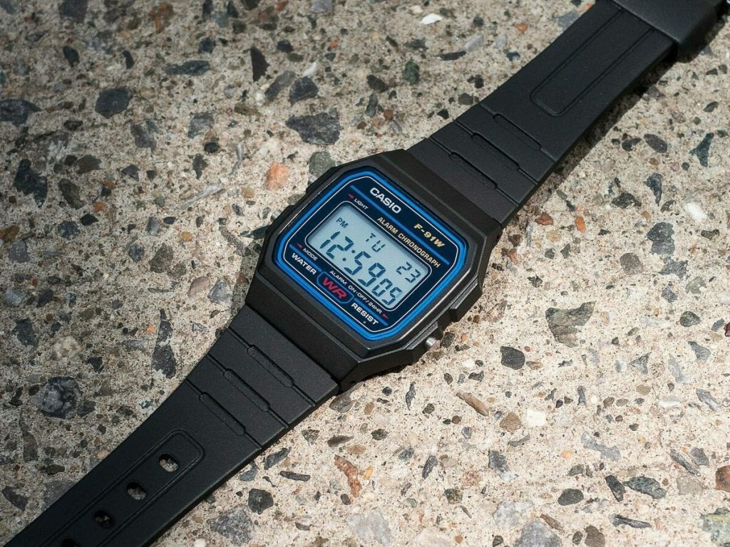 Casio-F91W-Review-F91W-1-blue